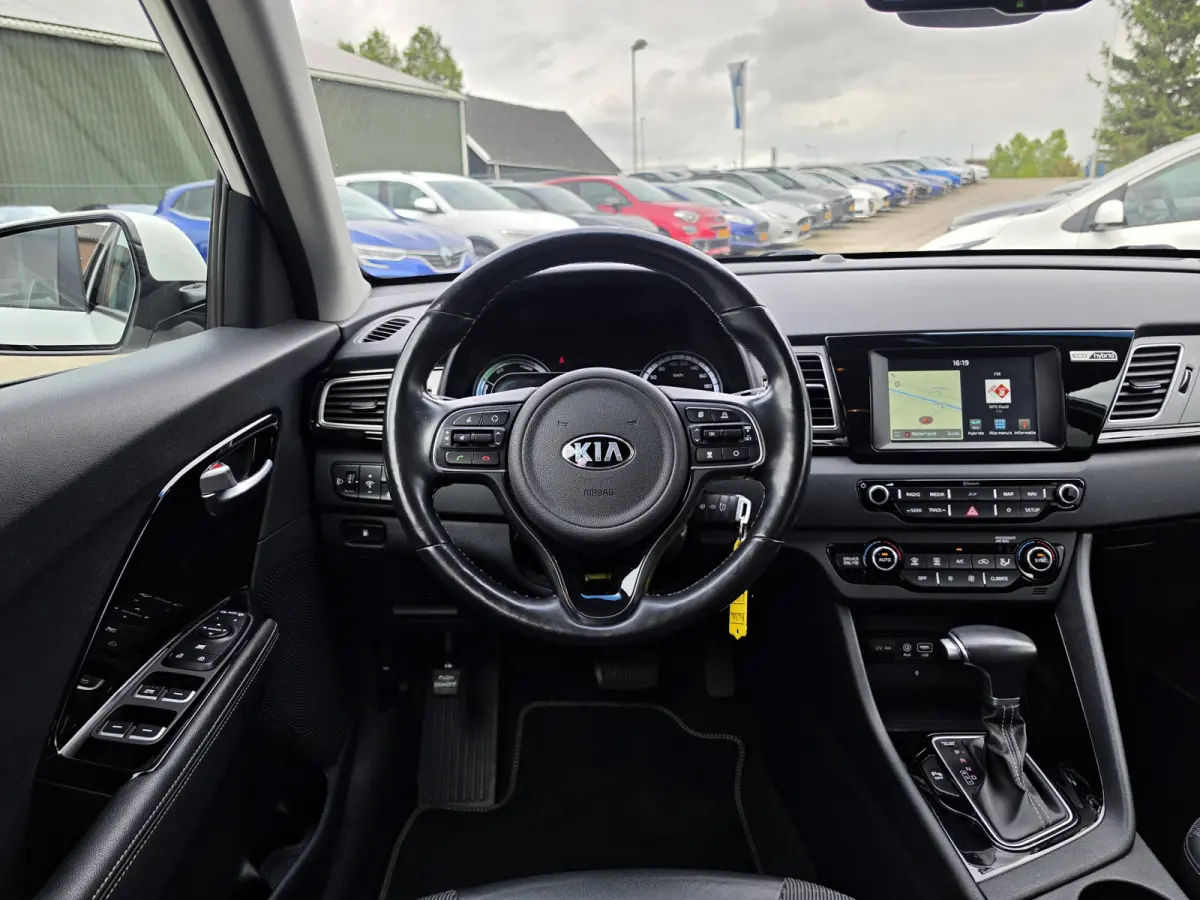 1.6 GDi Hybrid | Ad. cruise control | Navigatie | Half leder | Chroom afwerking | Stoelverwarming