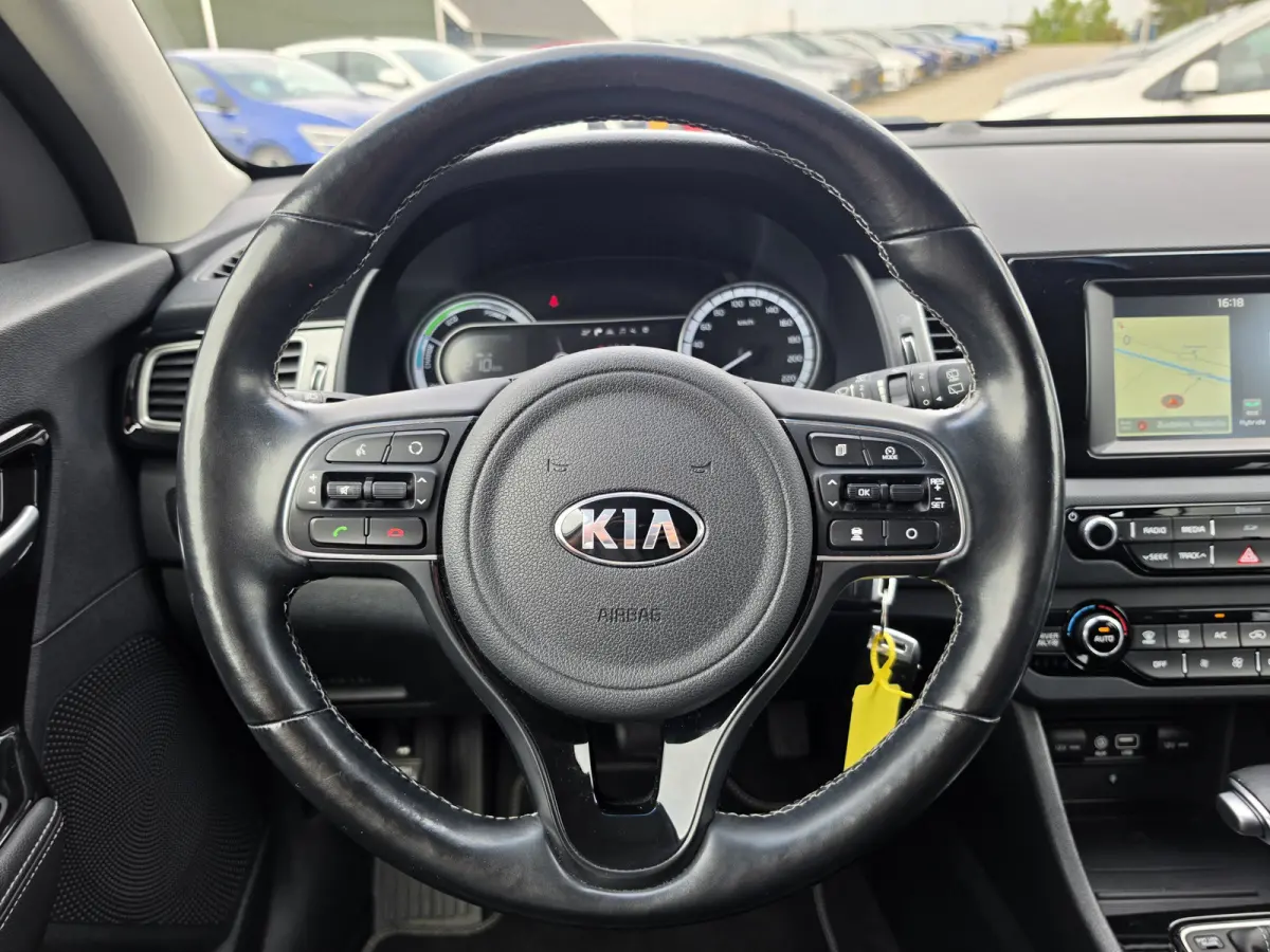 1.6 GDi Hybrid | Ad. cruise control | Navigatie | Half leder | Chroom afwerking | Stoelverwarming
