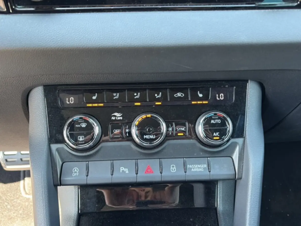 1.5 TSI DSG SPORTLINE TREKHAAK/PANO-DAK/CAMERA/ELEK-KLEP/ACC/STOELVERW