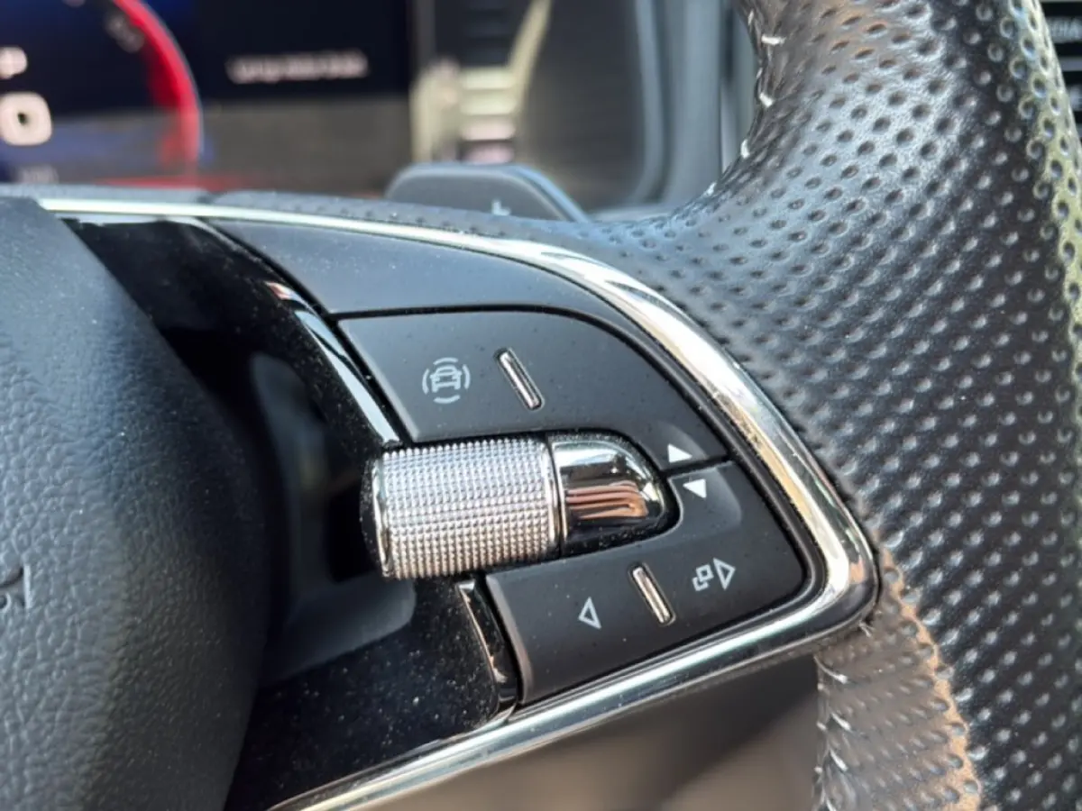1.5 TSI DSG SPORTLINE TREKHAAK/PANO-DAK/CAMERA/ELEK-KLEP/ACC/STOELVERW