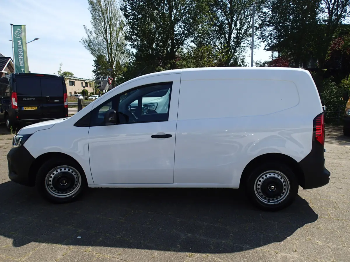 1.5 Blue dCi 75 Comfort L1 VOORZIEN VAN AIRCO+CRUISE+NIEUWE MOTOR !!
