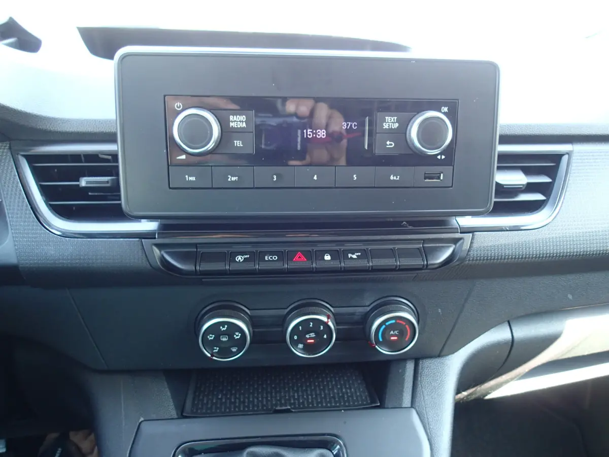 1.5 Blue dCi 75 Comfort L1 VOORZIEN VAN AIRCO+CRUISE+NIEUWE MOTOR !!