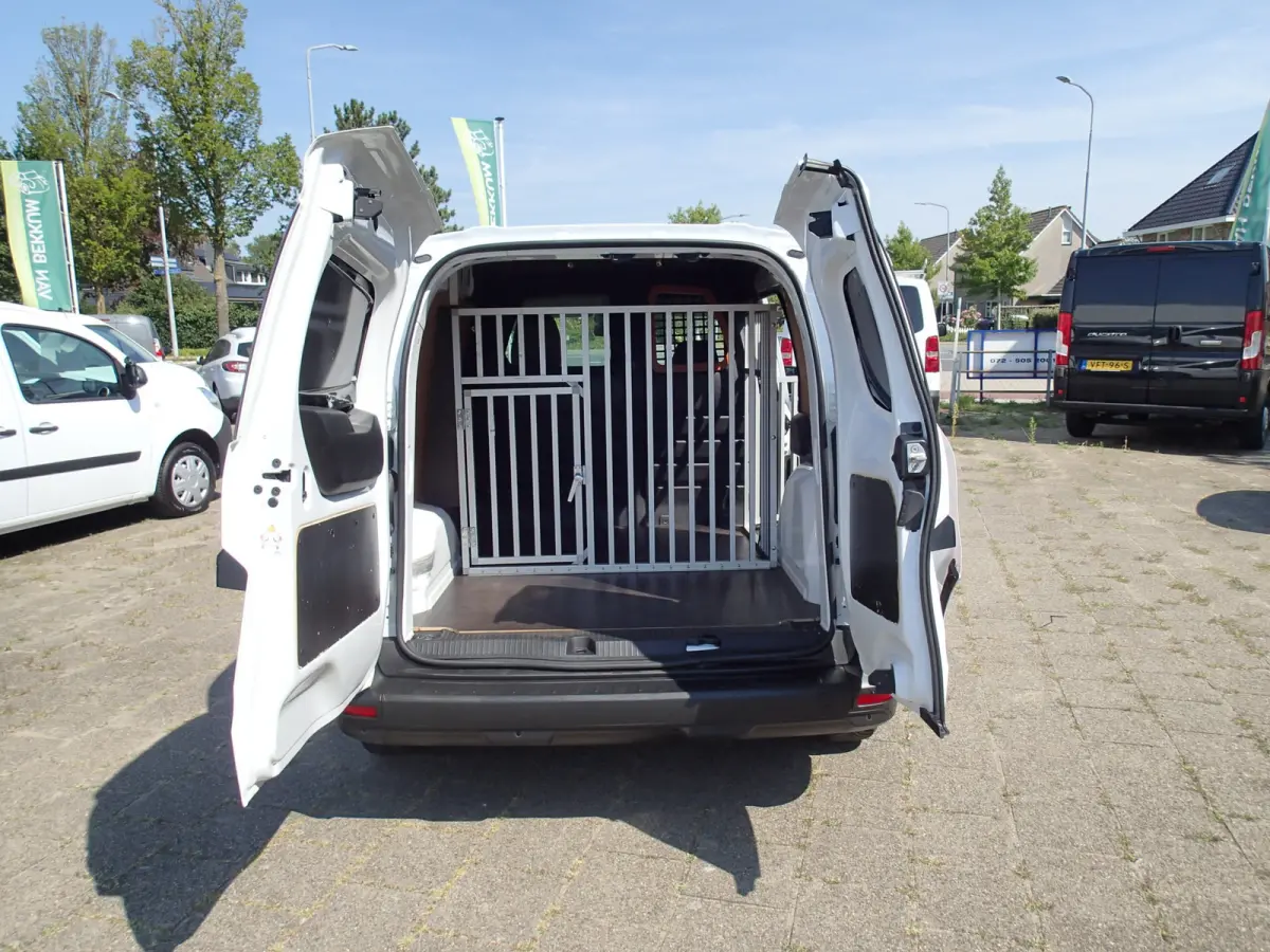1.5 Blue dCi 75 Comfort L1 VOORZIEN VAN AIRCO+CRUISE+NIEUWE MOTOR !!