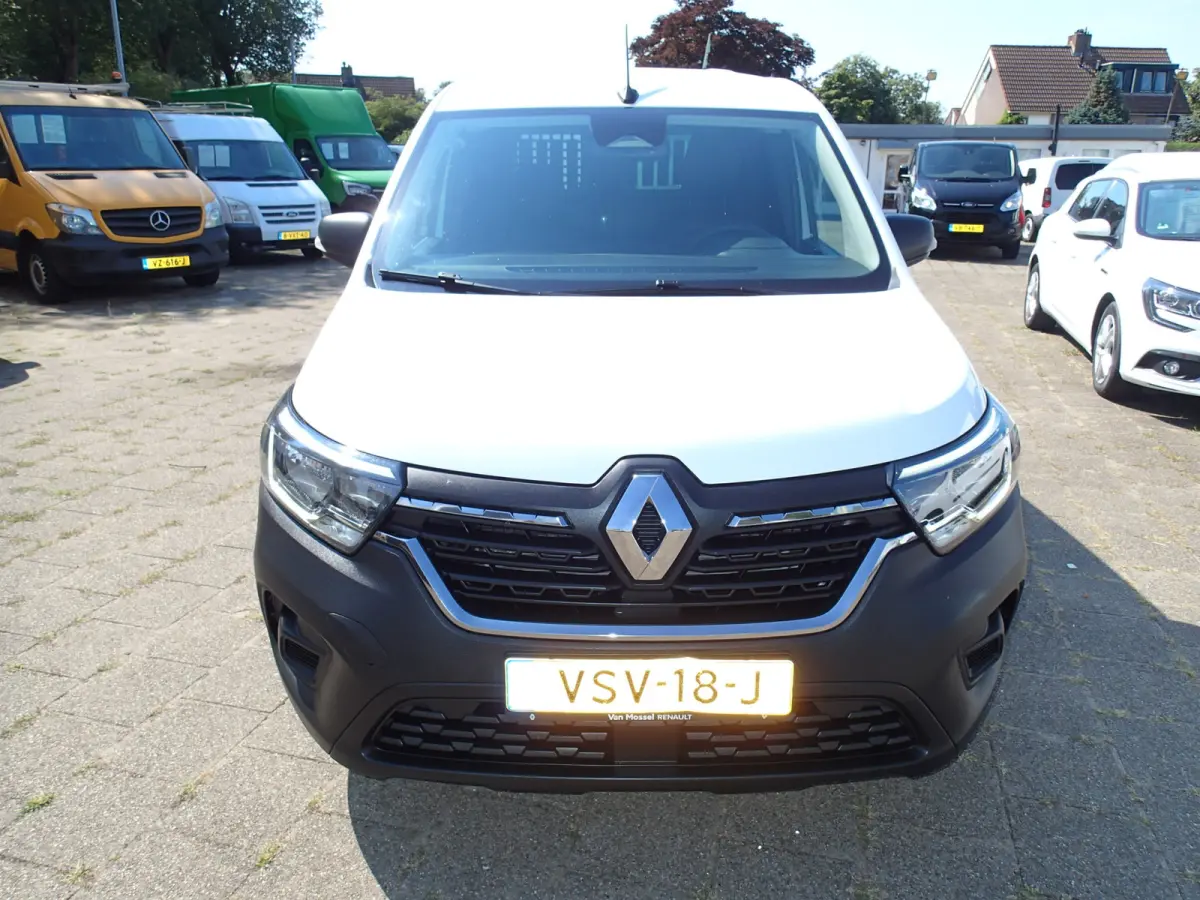 1.5 Blue dCi 75 Comfort L1 VOORZIEN VAN AIRCO+CRUISE+NIEUWE MOTOR !!