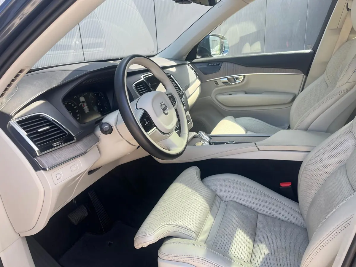 2.0 B5 AWD Inscription| 360 Camera | Elek. Trekhaak | Memory | Panoramadak | Stoel Verwarming & Ventilatie |