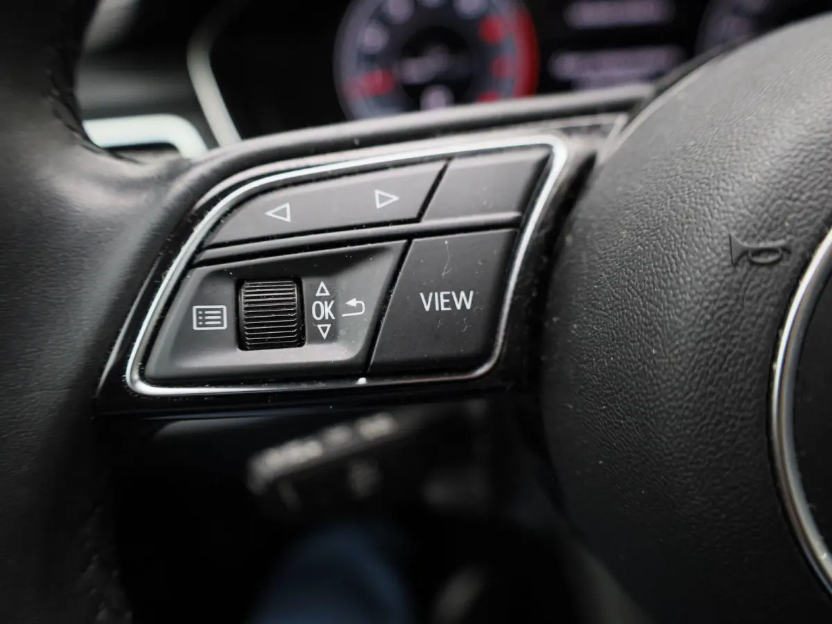 35 TFSI S edition | LEDER | CAMERA | DIGITAAL DASHBOARD | STOELVERWARMING | CLIMATE CONTROL | ELEK.KOFFERBAK | LMV | APPLE CARPLAY |