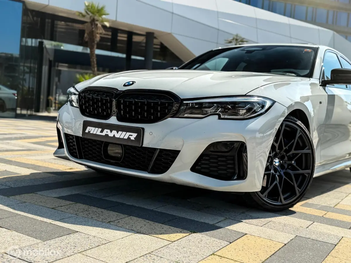 M340i xDrive High Executive Edition|Pano|HUD|H&K