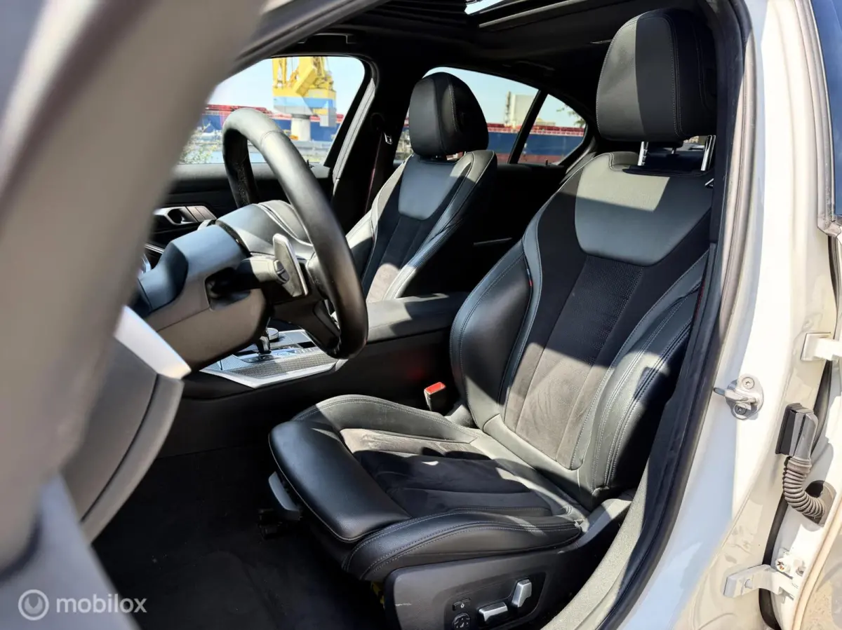 M340i xDrive High Executive Edition|Pano|HUD|H&K