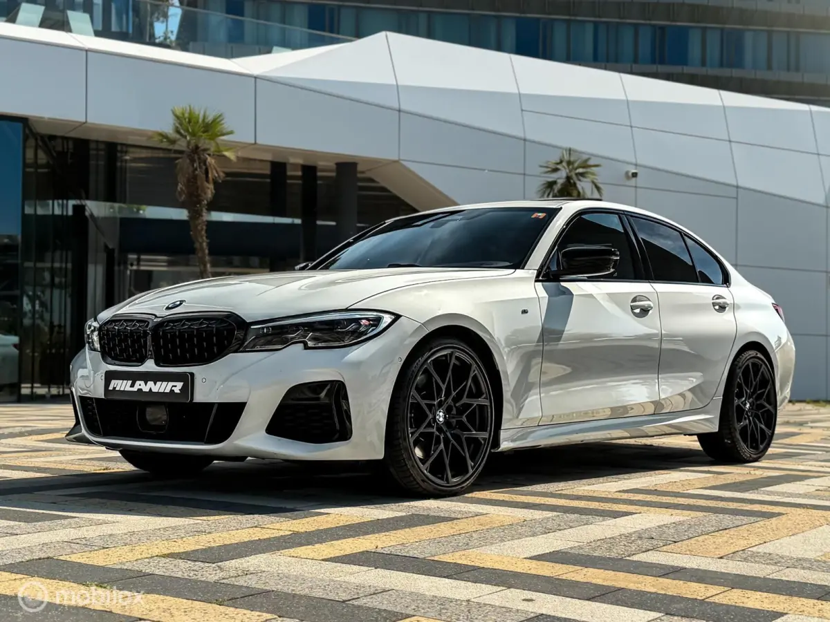M340i xDrive High Executive Edition|Pano|HUD|H&K