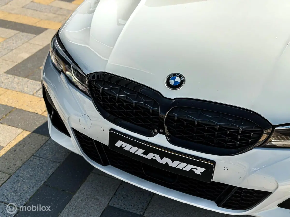 M340i xDrive High Executive Edition|Pano|HUD|H&K