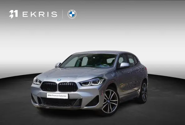 xDrive25e High Executive | M Sportpakket | Stuurwielrand verwarmd | BMW Head-Up Display | HiFi System | Achteruitrijcamera |