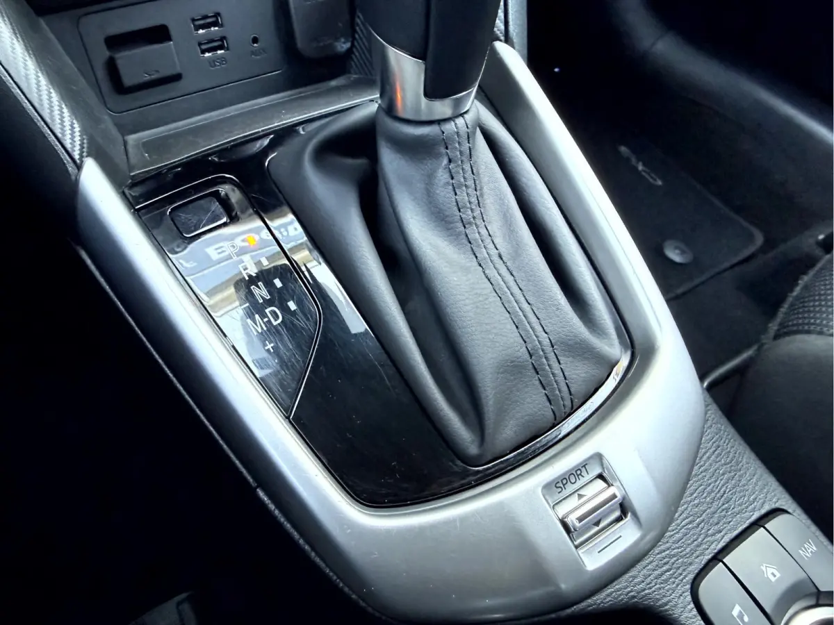 2.0 SkyActiv-G 120 SkyLease+ Navi, Stoelverwarming, Trekhaak
