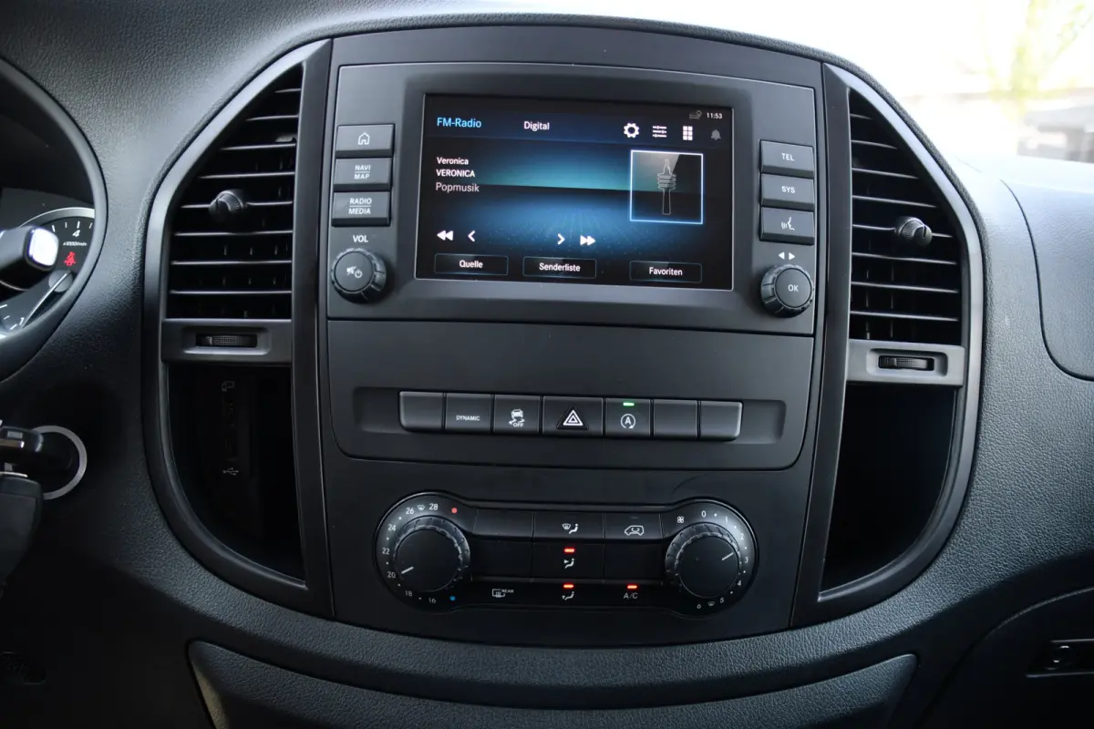 124 CDI L3 DC PB Edition Camera, Cruise, Carplay, Stoelverwarming, 237pk, Automaat, Multimedia, Trekhaak, Uniek!