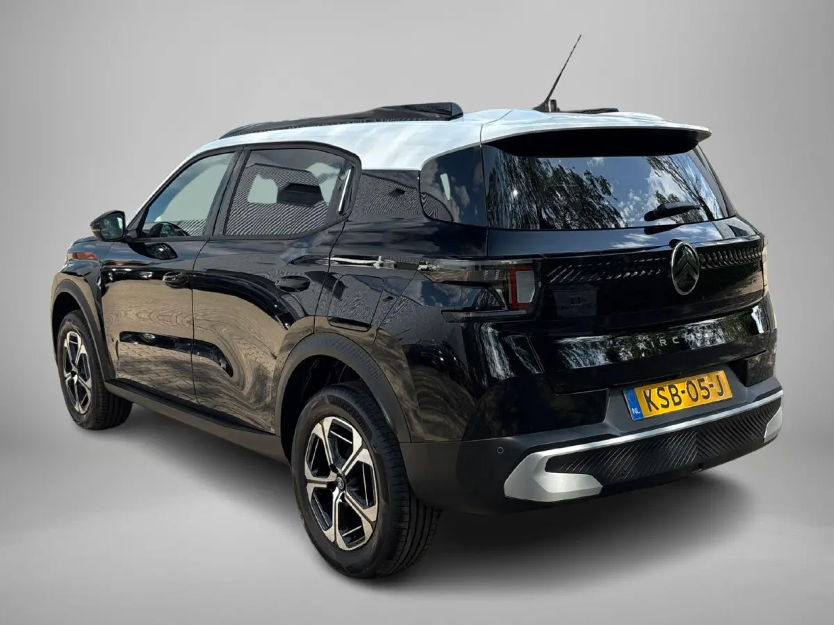 1.2 Hybrid 145pk Max Navigatie | Climate control | Draadloze telefoonlader | Dodehoek sensoren | Achteruitrijcamera | Parkeersensoren rondom | Cruse control | 17" lichtmetalen velgen