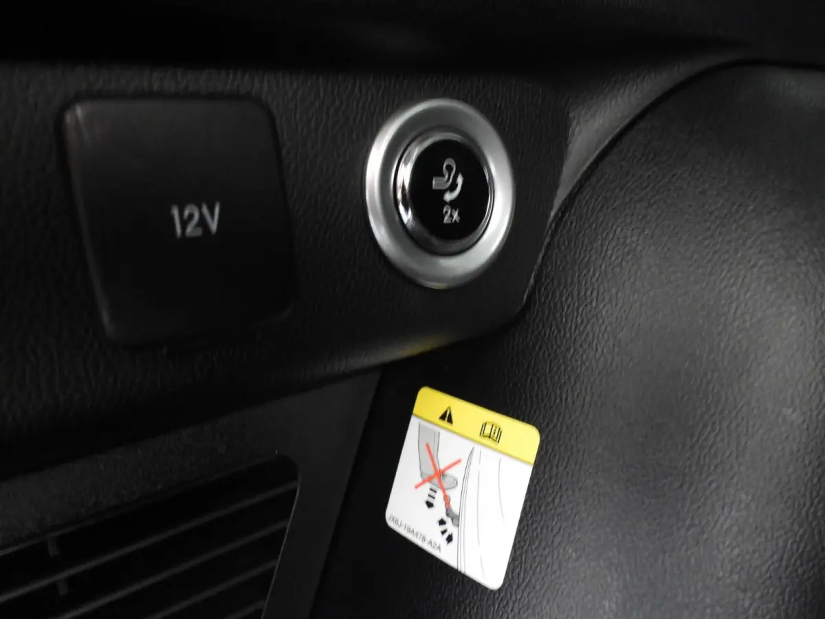 2.5 PHEV Plug-In Cool&Connect TREKH./NAVI/CLIMA/WINTERPACK/17"LMV!