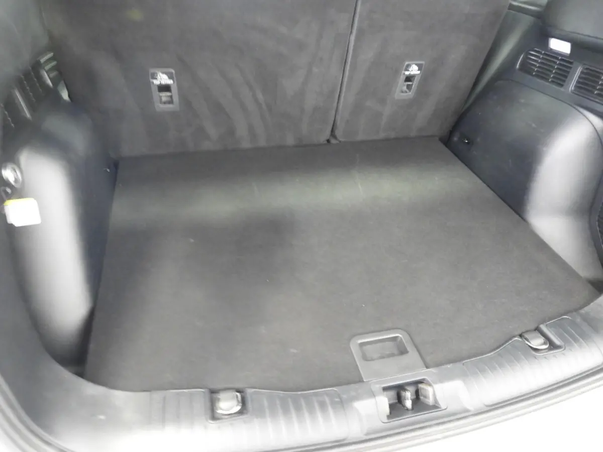 2.5 PHEV Plug-In Cool&Connect TREKH./NAVI/CLIMA/WINTERPACK/17"LMV!