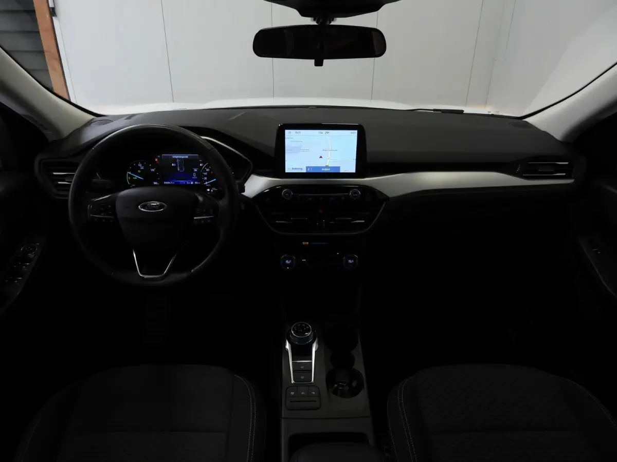 2.5 PHEV Plug-In Cool&Connect TREKH./NAVI/CLIMA/WINTERPACK/17"LMV!