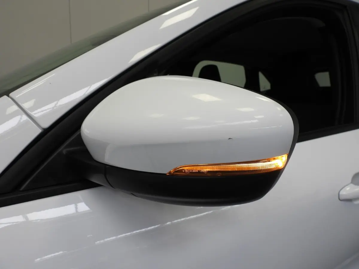 2.5 PHEV Plug-In Cool&Connect TREKH./NAVI/CLIMA/WINTERPACK/17"LMV!