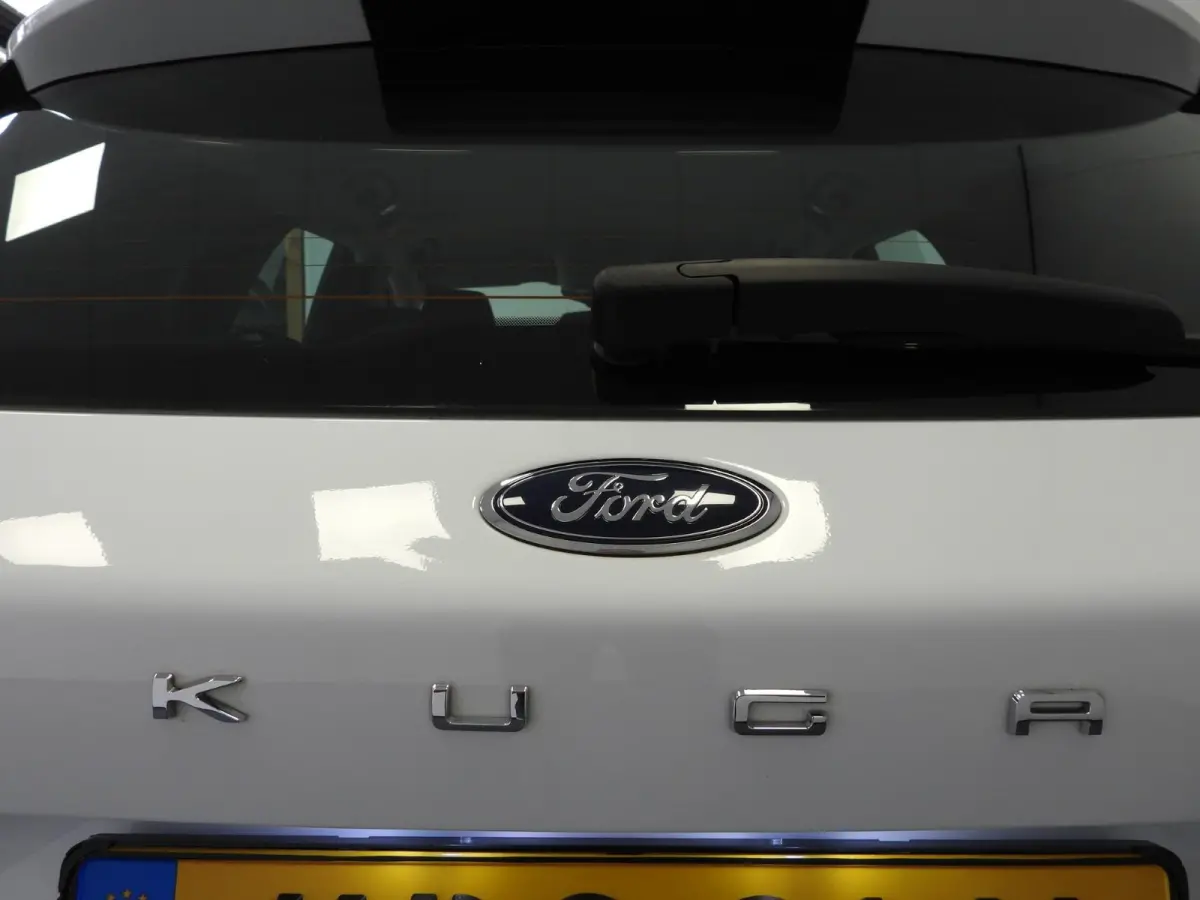 2.5 PHEV Plug-In Cool&Connect TREKH./NAVI/CLIMA/WINTERPACK/17"LMV!