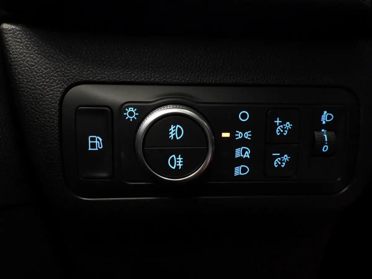 2.5 PHEV Plug-In Cool&Connect TREKH./NAVI/CLIMA/WINTERPACK/17"LMV!