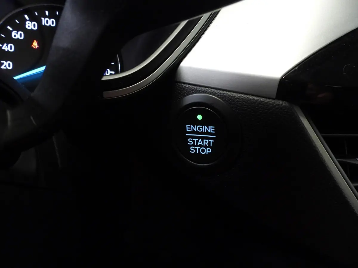 2.5 PHEV Plug-In Cool&Connect TREKH./NAVI/CLIMA/WINTERPACK/17"LMV!