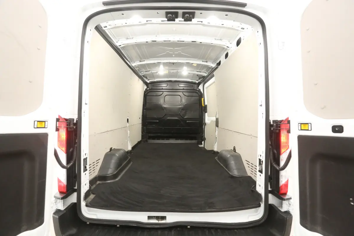 L3H2 68 kWh | Snelladen | SOH 95% | 360° | Clima | 3 Zits | Cruise | Carplay | Parkeersens.