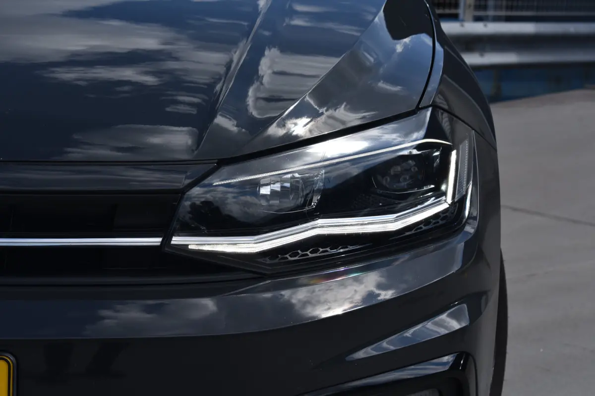 1.0 TSI Highline 95PK | R-LINE | PANORAMA DAK | ADAPT. CRUISE | FULL LED | CLIMATE CONTROL | DAB+