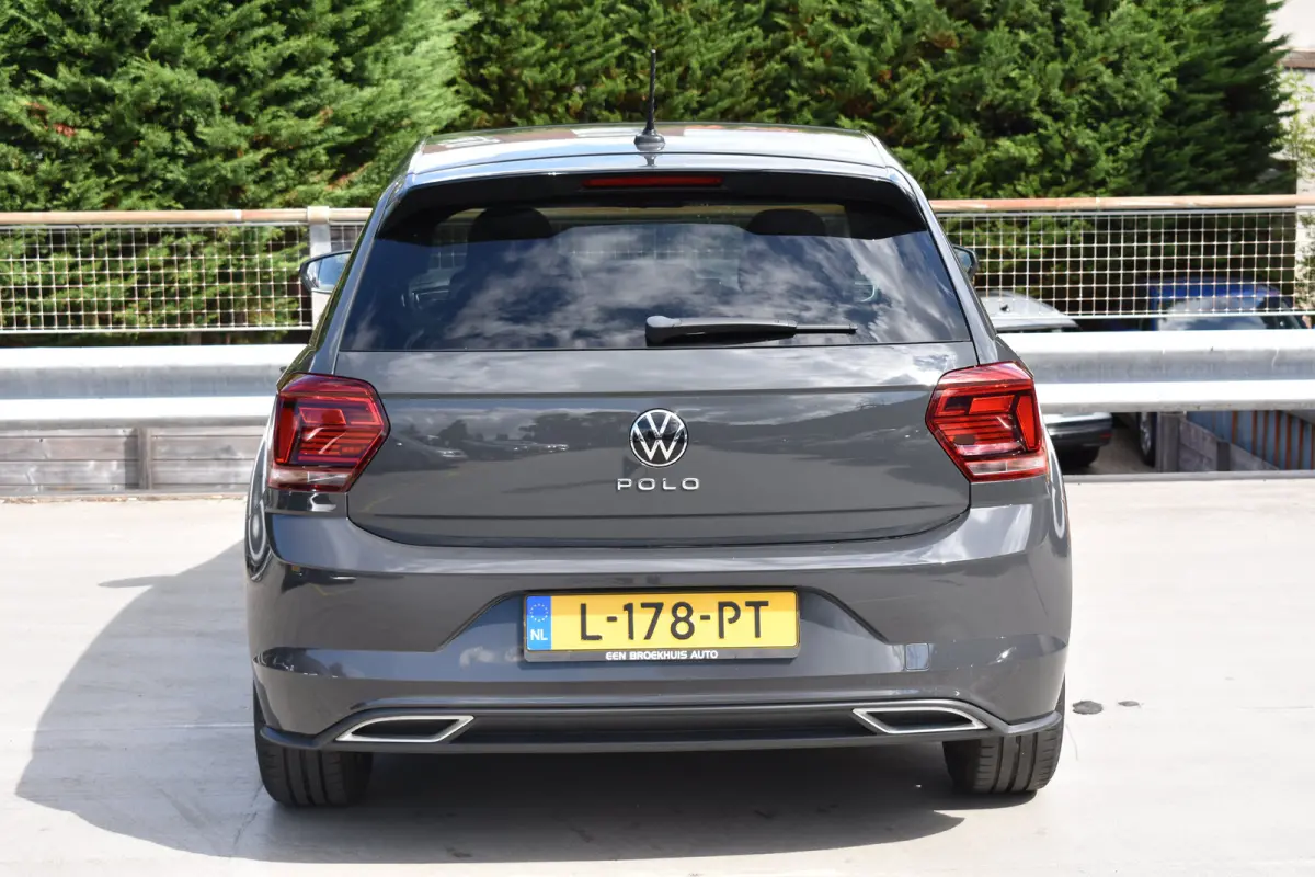 1.0 TSI Highline 95PK | R-LINE | PANORAMA DAK | ADAPT. CRUISE | FULL LED | CLIMATE CONTROL | DAB+