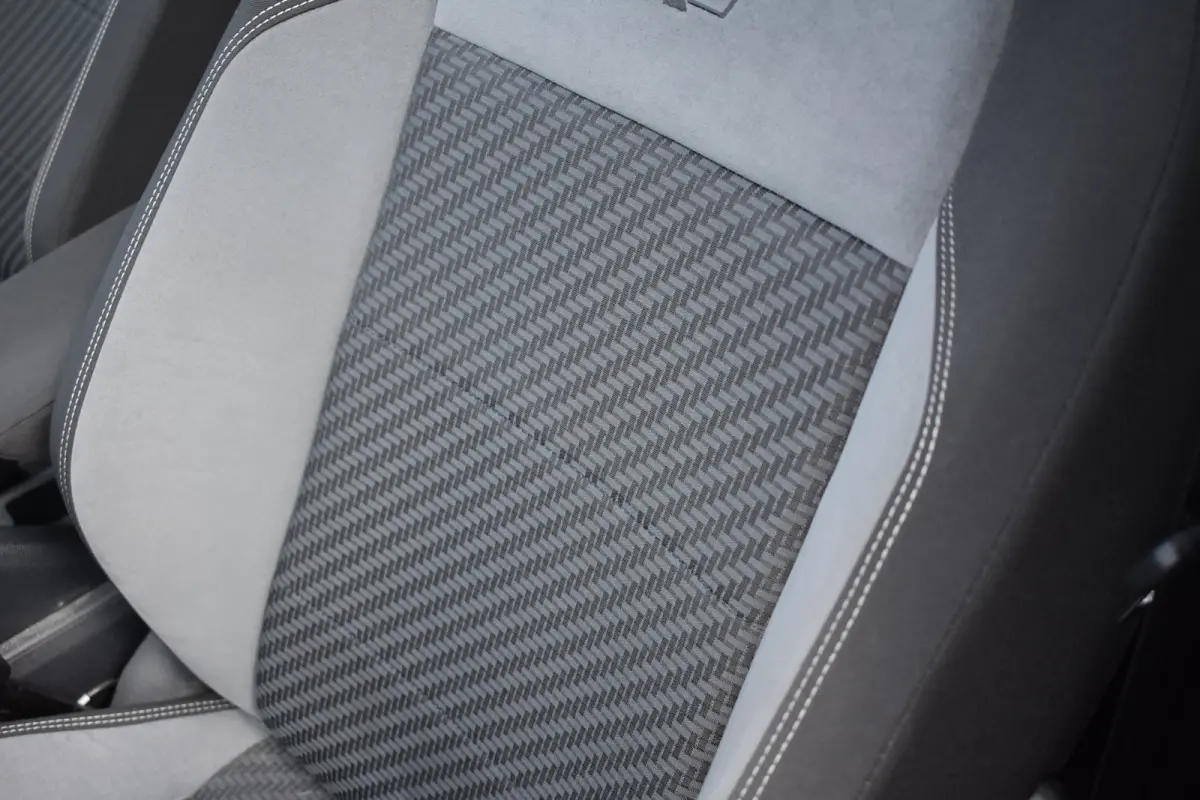 1.0 TSI Highline 95PK | R-LINE | PANORAMA DAK | ADAPT. CRUISE | FULL LED | CLIMATE CONTROL | DAB+