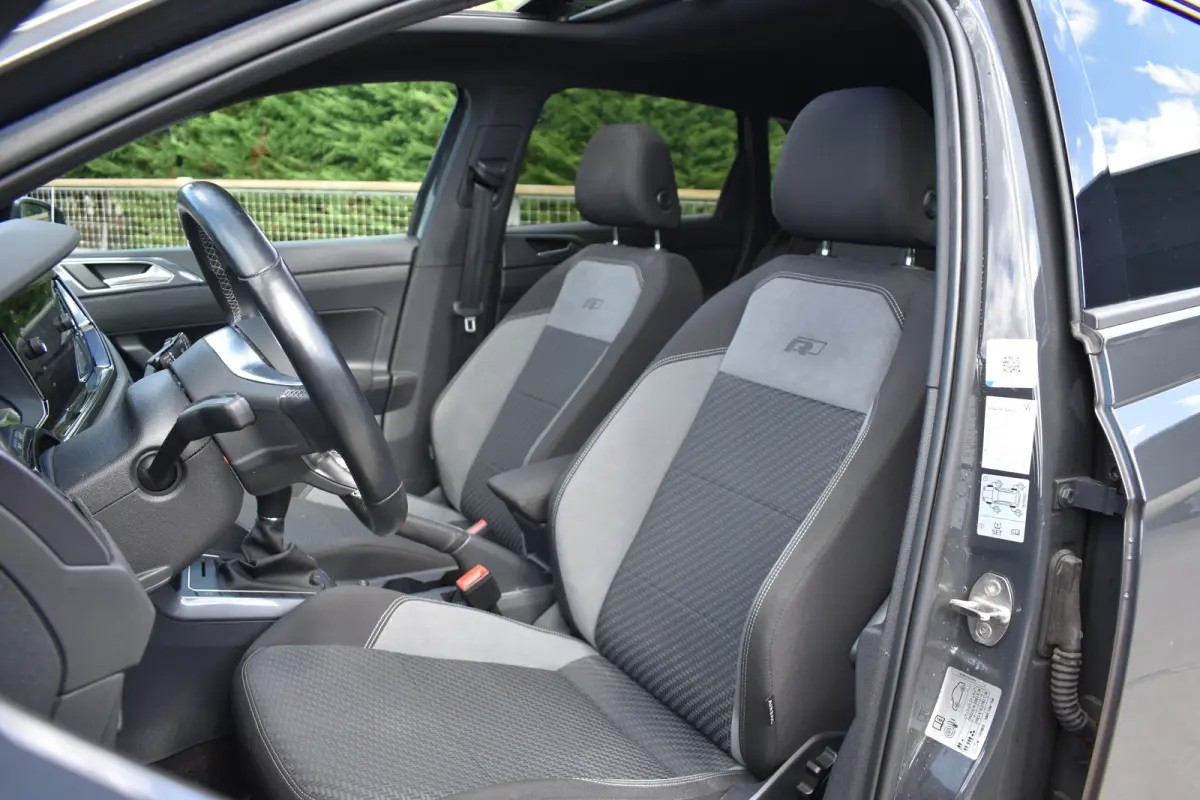 1.0 TSI Highline 95PK | R-LINE | PANORAMA DAK | ADAPT. CRUISE | FULL LED | CLIMATE CONTROL | DAB+