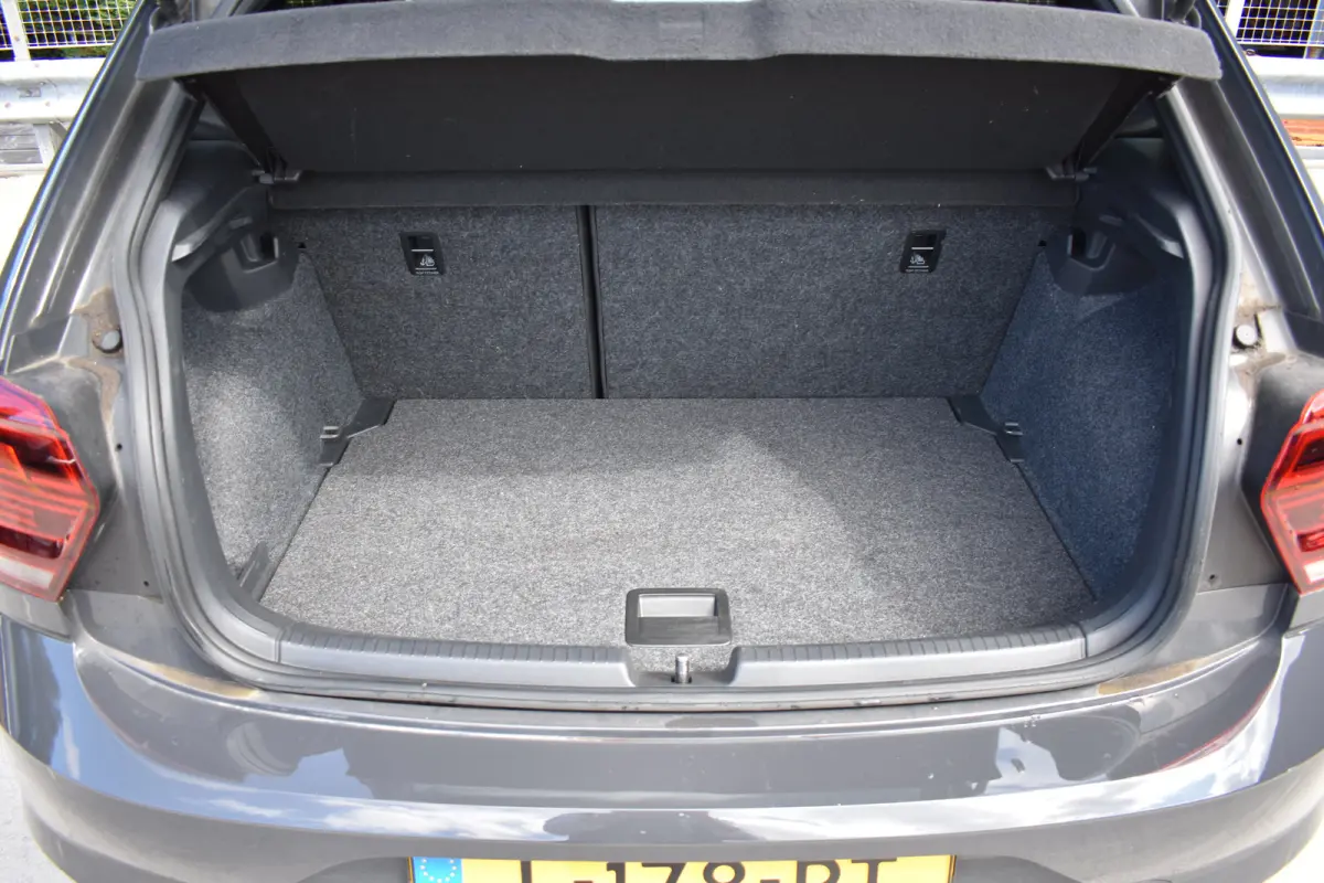 1.0 TSI Highline 95PK | R-LINE | PANORAMA DAK | ADAPT. CRUISE | FULL LED | CLIMATE CONTROL | DAB+