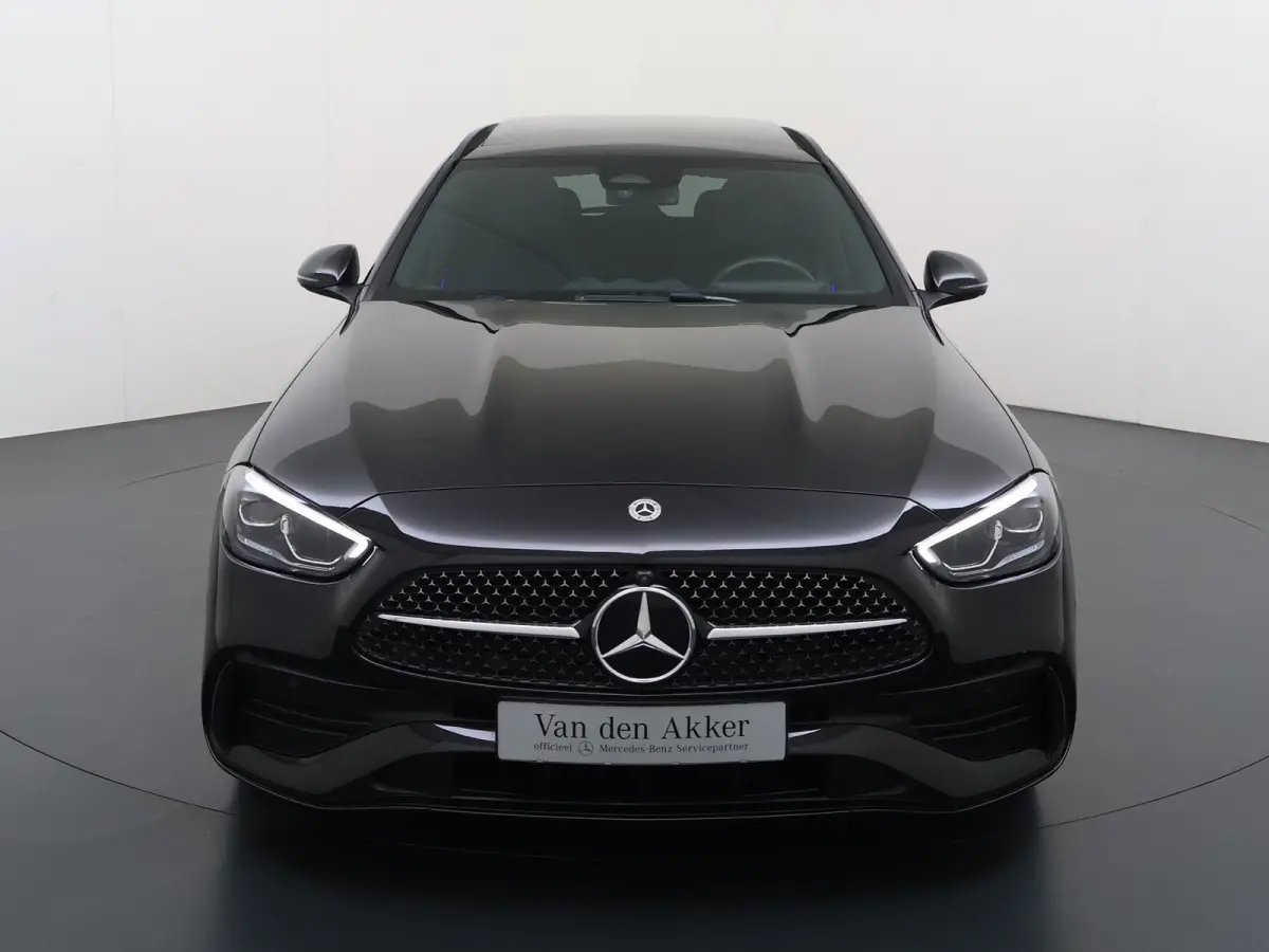 300e AMG // SoH 99% // Trekhaak // Panoramadak // Distronic // 360 Camera // Memory // Sfeerverlichting