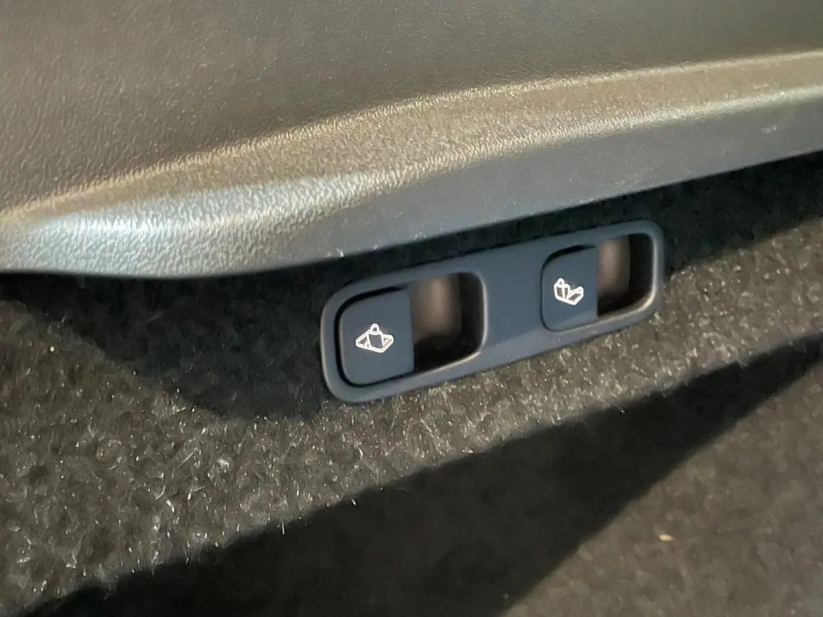 Long Range AWD 75 kWh SOH94% TREKHAAK WARMTEPOMP ORG NL 1E EIGENAAR