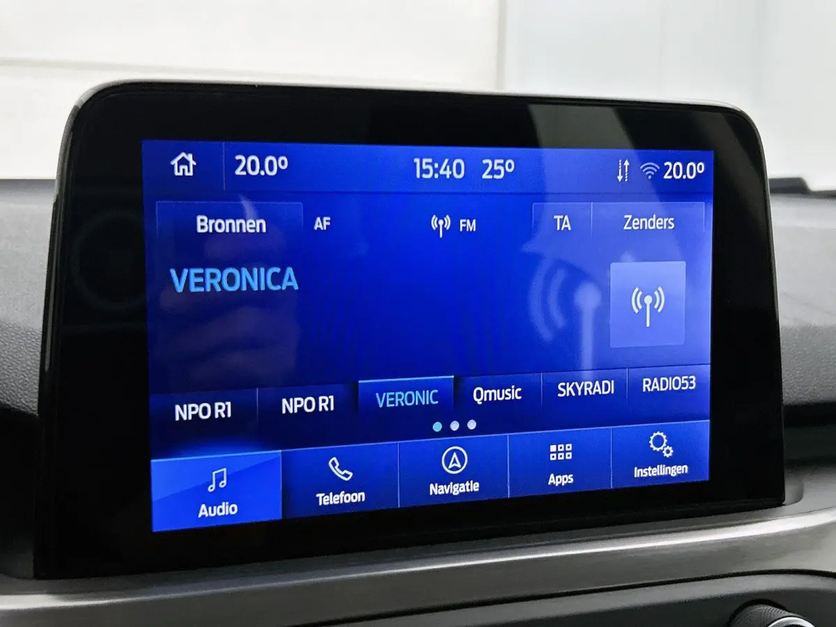 1.5 EcoBoost Titanium Business | TREKHAAK | Cruise control | Parkeersensoren voor en achter | Apple Carplay / Android Auto | Keyless