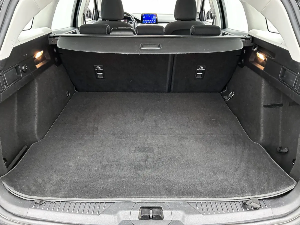 1.5 EcoBoost Titanium Business | TREKHAAK | Cruise control | Parkeersensoren voor en achter | Apple Carplay / Android Auto | Keyless