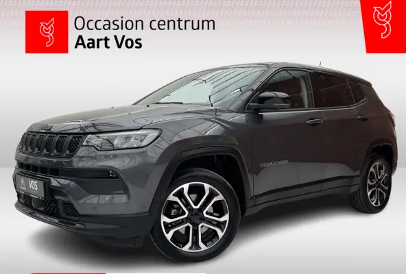 130 e-Hybrid Automaat Altitude | Keyless | Camera rondom | Carplay/Android Auto |