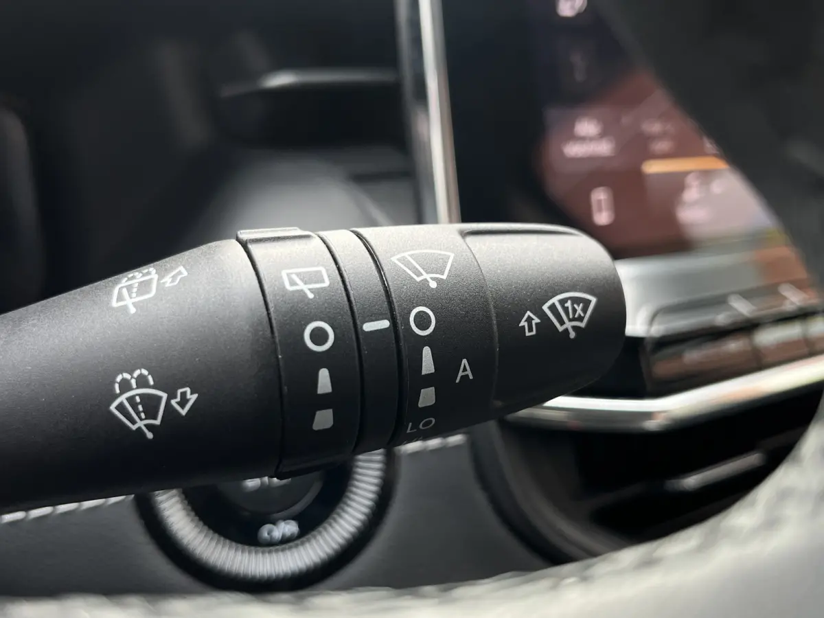 130 e-Hybrid Automaat Altitude | Keyless | Camera rondom | Carplay/Android Auto |