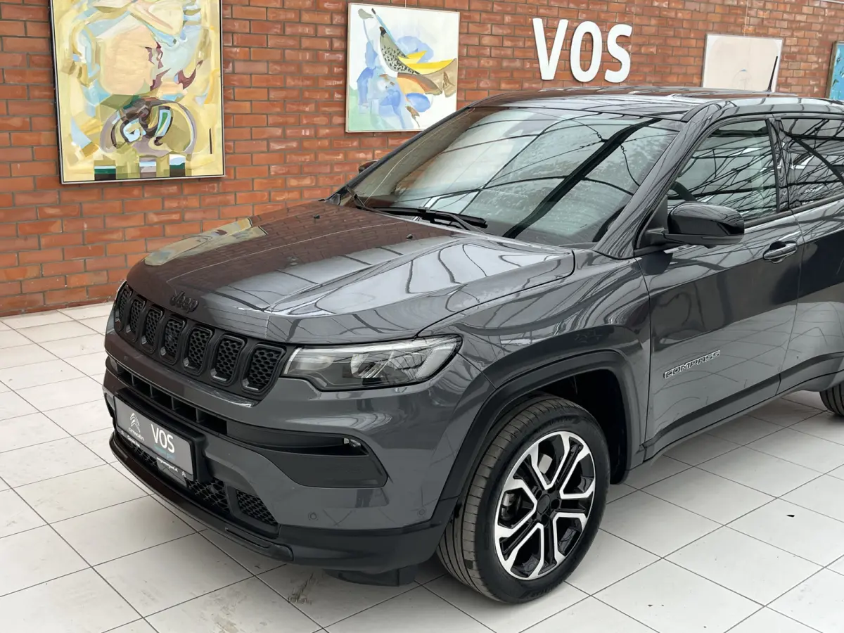 130 e-Hybrid Automaat Altitude | Keyless | Camera rondom | Carplay/Android Auto |