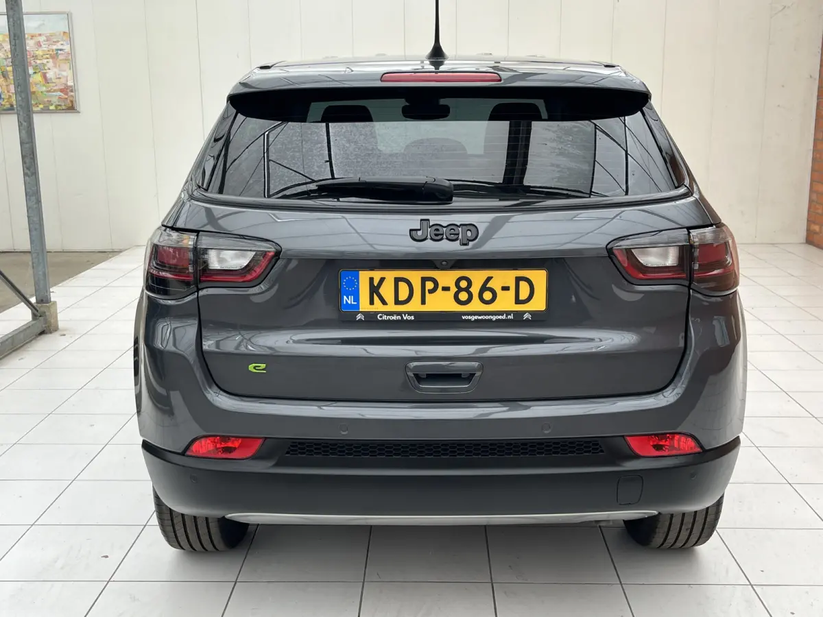 130 e-Hybrid Automaat Altitude | Keyless | Camera rondom | Carplay/Android Auto |