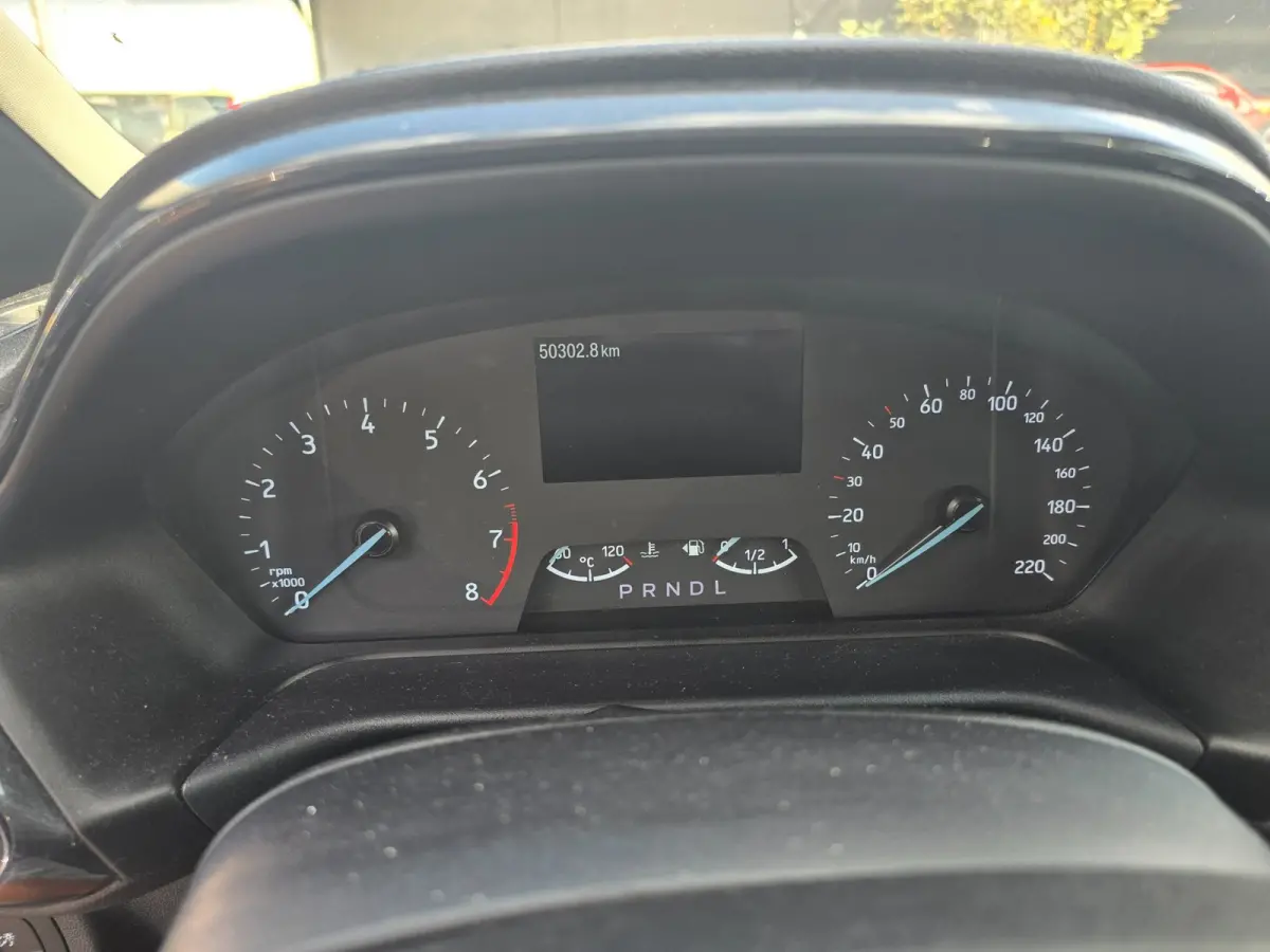1.0 EcoBoost Hybrid Titanium Vignale Automaat, winterpakket, Airco, cruise control, Apple car play