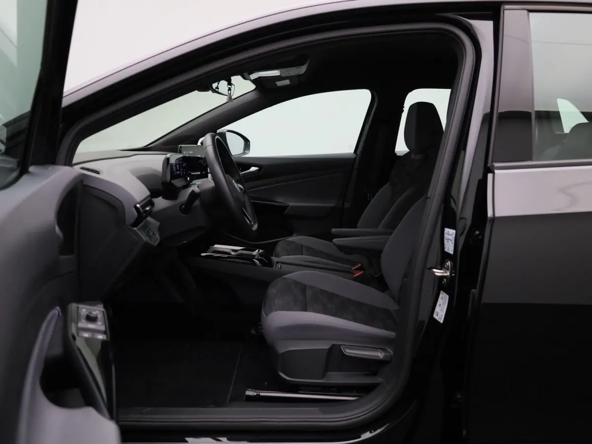 Pro 77 kWh 174 PK| SoH 96,88% | Dealeronderhouden | Navigatie | Stoelverwarming | Stuurwielverwarming | Voorruit Draadloos Verwarmbaar | Parkeersensoren