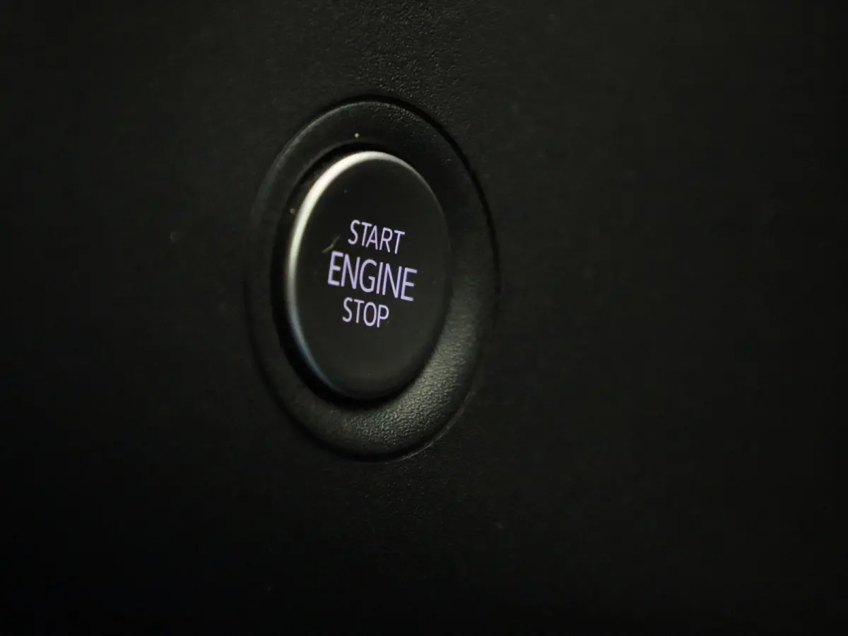 Pro 77 kWh 174 PK| SoH 96,88% | Dealeronderhouden | Navigatie | Stoelverwarming | Stuurwielverwarming | Voorruit Draadloos Verwarmbaar | Parkeersensoren