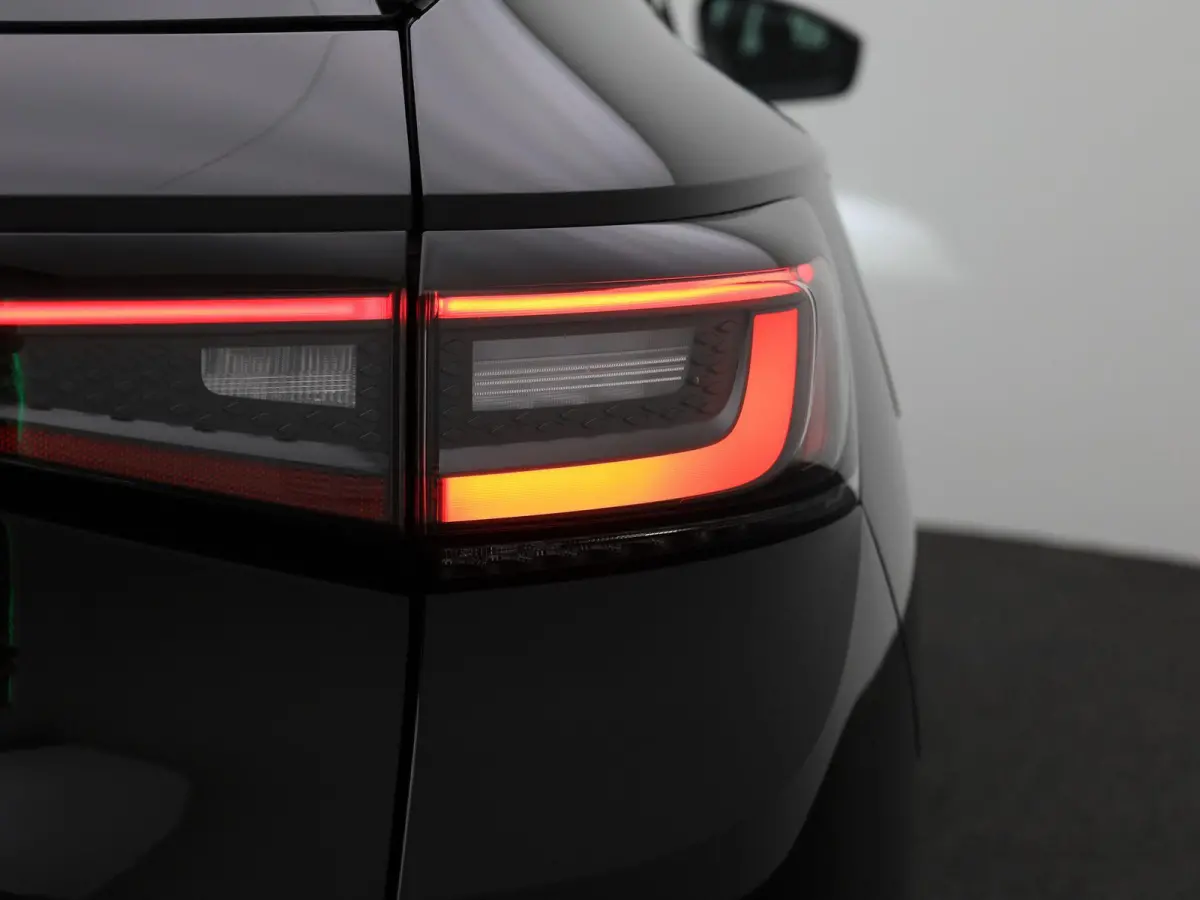 Pro 77 kWh 174 PK| SoH 96,88% | Dealeronderhouden | Navigatie | Stoelverwarming | Stuurwielverwarming | Voorruit Draadloos Verwarmbaar | Parkeersensoren