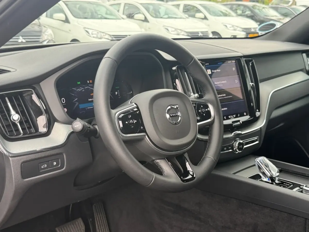 2.0 T8 AWD+ Black Edition | panoramadak | Harmann Kardan