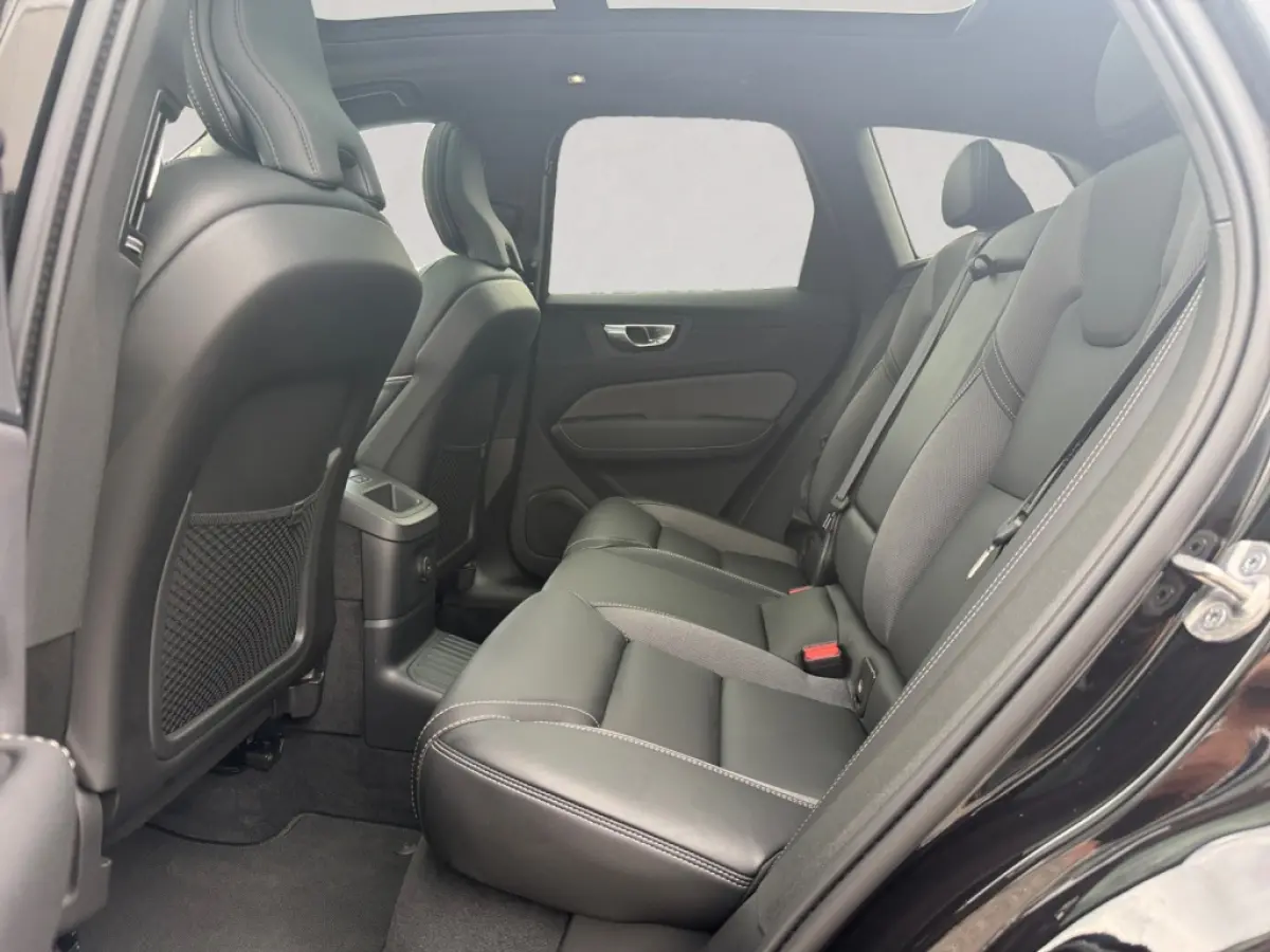 2.0 T8 AWD+ Black Edition | panoramadak | Harmann Kardan