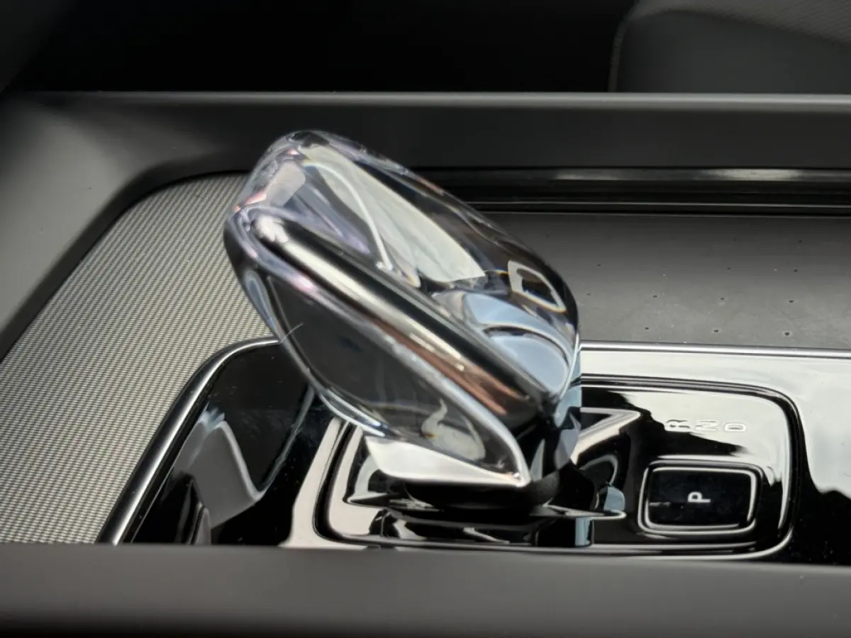 2.0 T8 AWD+ Black Edition | panoramadak | Harmann Kardan