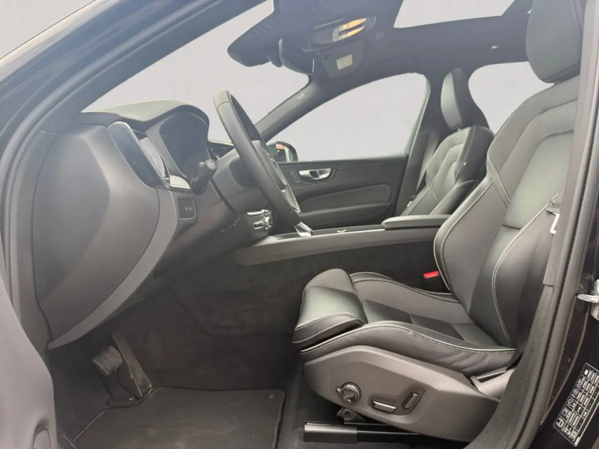2.0 T8 AWD+ Black Edition | panoramadak | Harmann Kardan