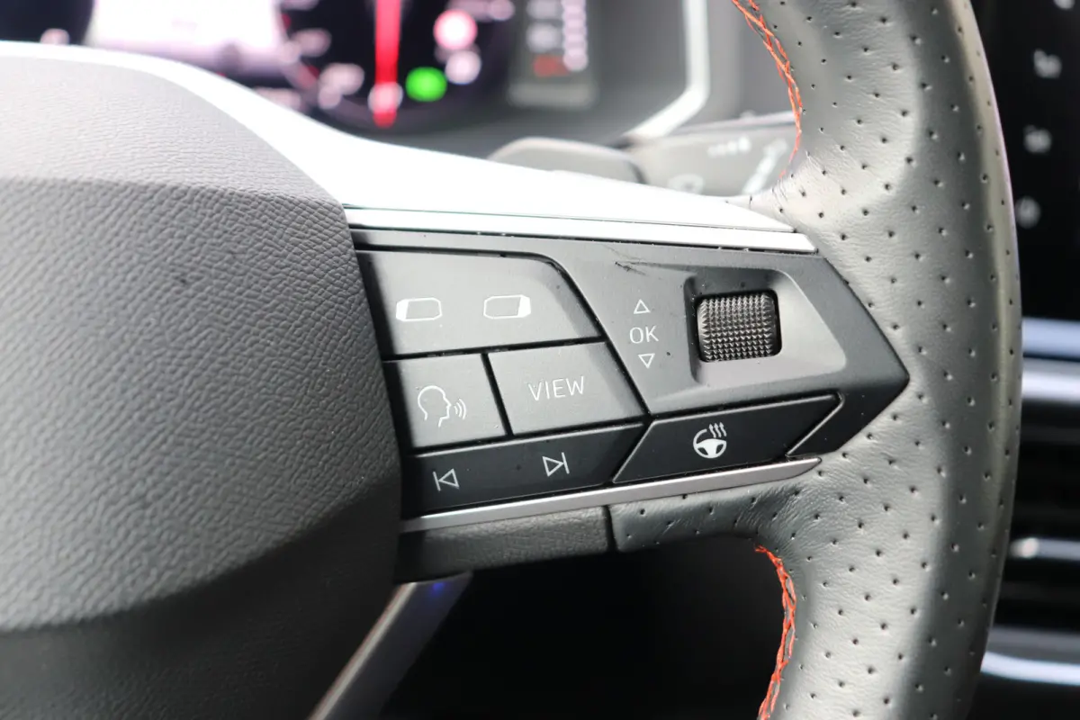 1.5 TSI FR Business Intense 7p. Zeer compleet, trekhaak wegklapbaar, panoramadak, leder.