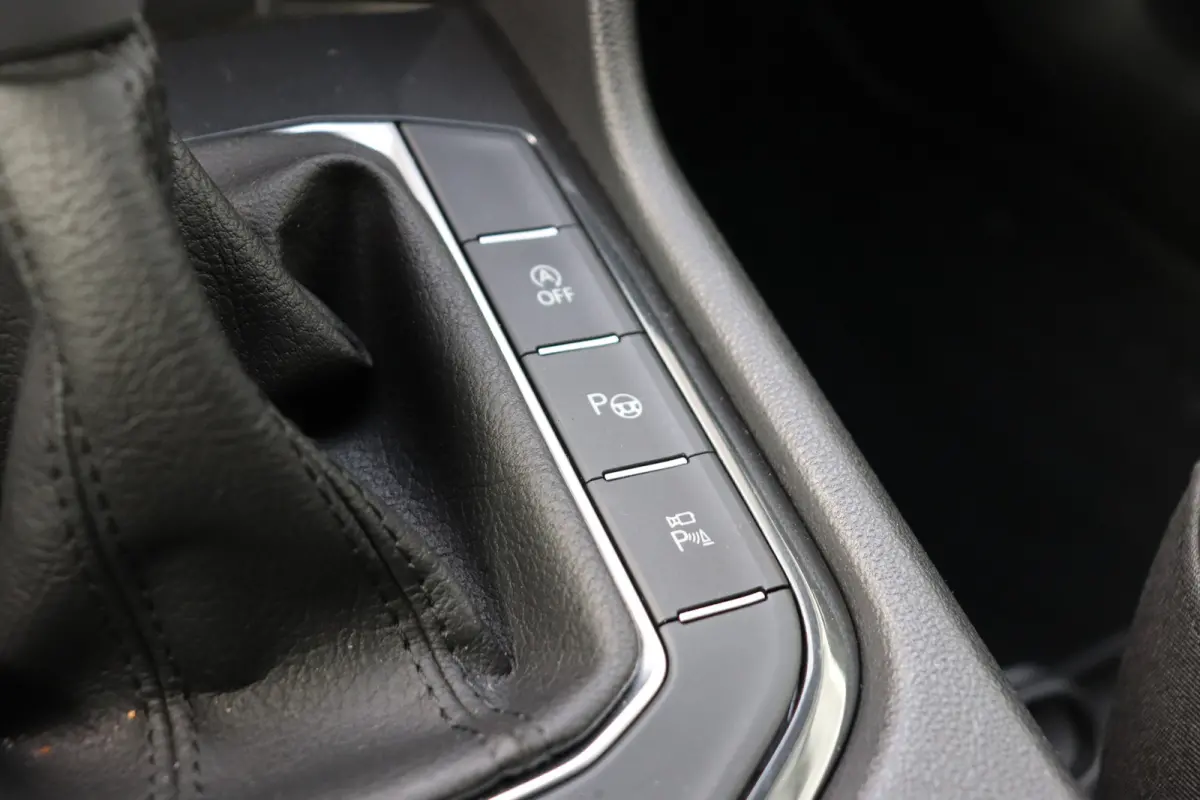 1.5 TSI FR Business Intense 7p. Zeer compleet, trekhaak wegklapbaar, panoramadak, leder.