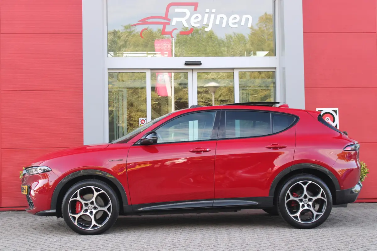 1.5T 160PK Hybrid Veloce TECHNOLOGY PACK: PARKEERWAARSCHUWING VOOR EN ACHTER/360° CAMERA / AUTONOMOUS DRIVING LEVEL 2: ADAPTIVE CRUISE CONTROL/LANE CENTERING ASSIST/TRAFFIC JAM ASSIST DODEH